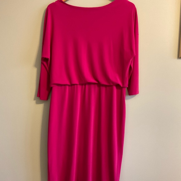 Hot Pink Versatility ! - Picture 3 of 3